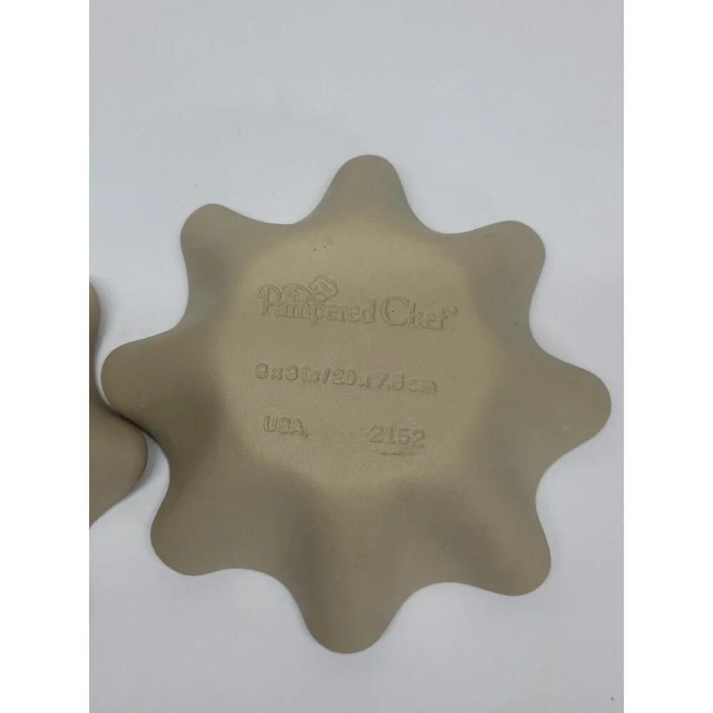 The Pampered Chef Stoneware Collection Set of 2 Dishes - Baking Dish